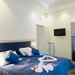 Napoli Suite