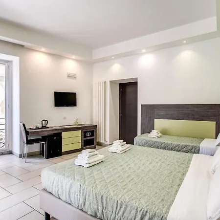 Napoli Suite Oda ve Kahvaltı Napoli