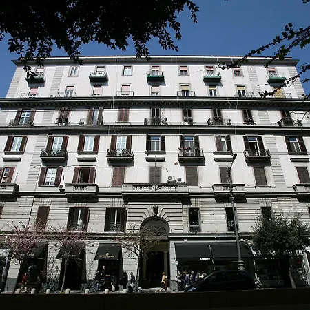 Napoli Suite 3* Nápoly
